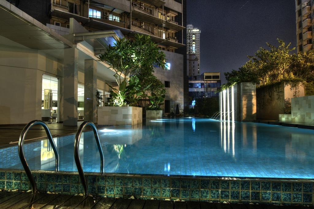 El Hotel Jakarta Exterior foto