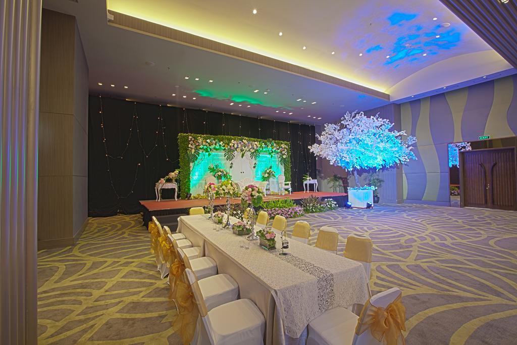 El Hotel Jakarta Exterior foto