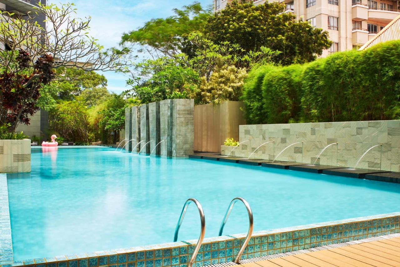 El Hotel Jakarta Exterior foto