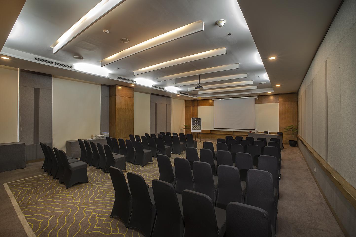 El Hotel Jakarta Exterior foto